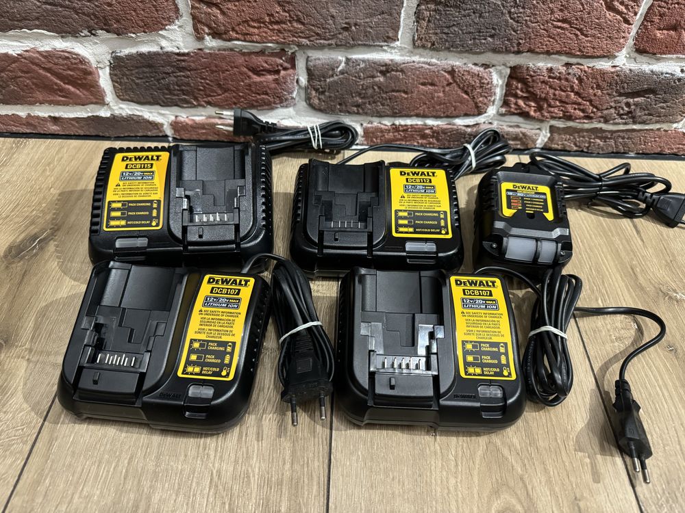 Аккумулятор dewalt  2Ah 4Ah 6Ah  (2024) зарядное устройство
