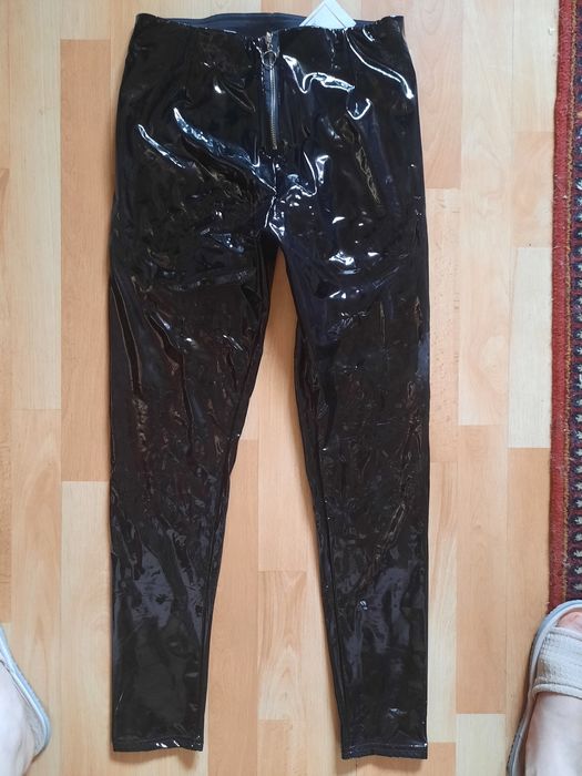 Sprzedam  spodnie -lateks