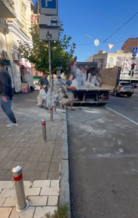 Вивоз строительного мусора Камаз Газон Газель