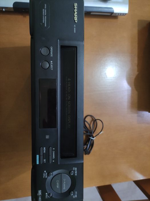 Leitor / Gravador cassetes VHF - SHARP