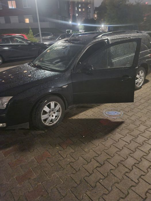 Ford mondeo turniet MK3 2.0 tdci 130km 2005 rok