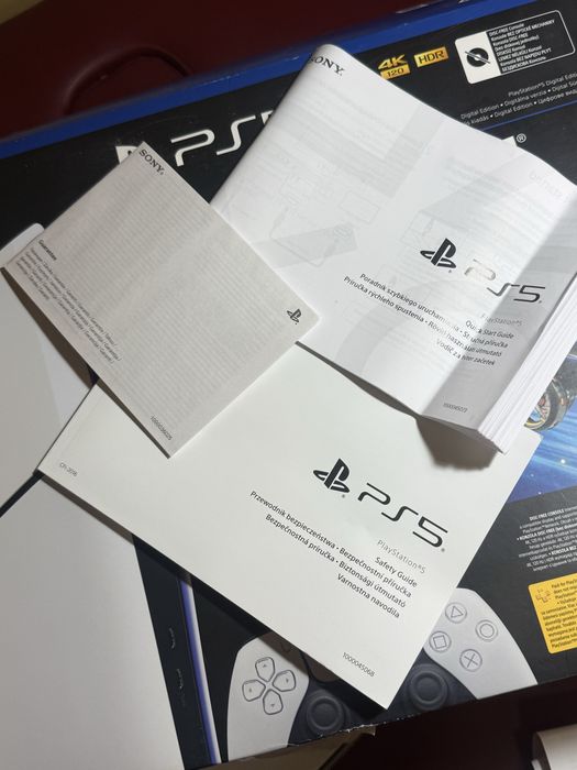 Продаємо PS 5 ідеальний стан