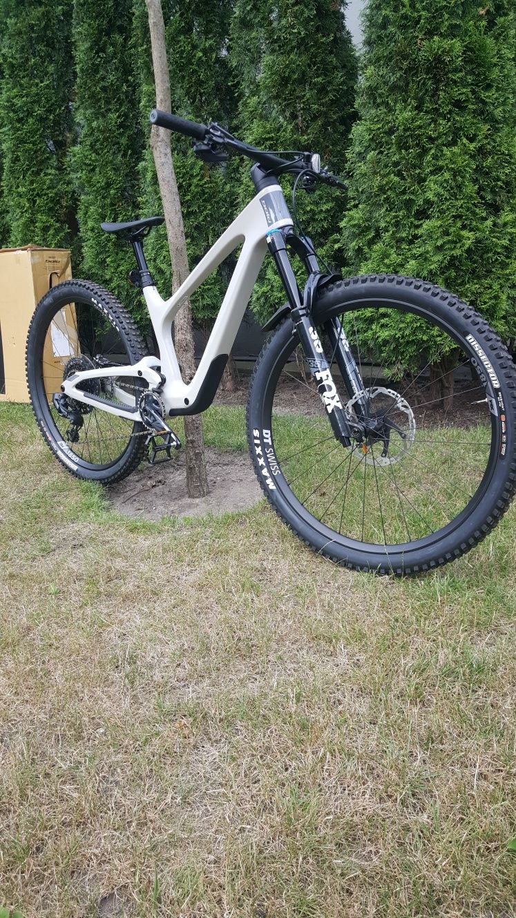 Nowy rower górski MTB BOLD Linkin 135 Ultimate  Carbon Full