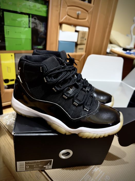 Jordan 11 Retro Jubilee 9US 42.5EU