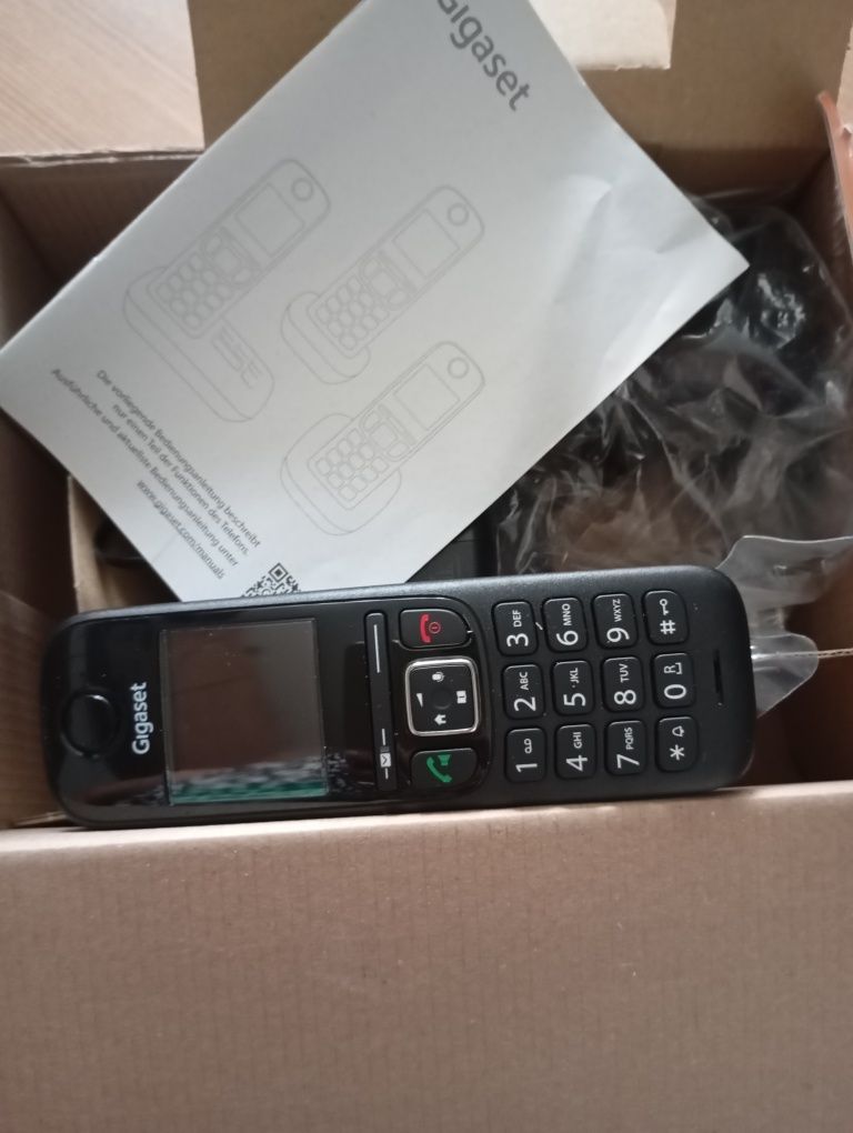 Telefon komórkowy GIAST AS 690 Duo.
