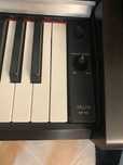 Piano Digital Yamaha Arius YDP142 Pau Rosa Escuro + Banco