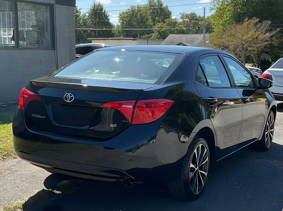 Toyota Corolla      2017