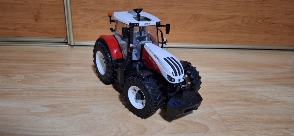 Traktor ciągnik Bruder Steyr 03180 świetny stan!