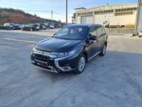 Mitsubishi Outlander 2.4 Hybrid 4WD, 2021
