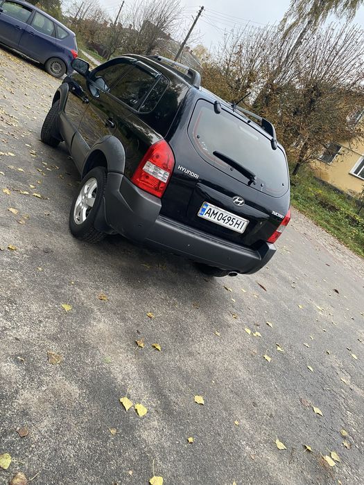 Продам  свій туксон