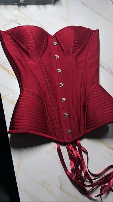 Корсет зі шнурівкою та бюском, утягуючий корсет, корсет моделюючий