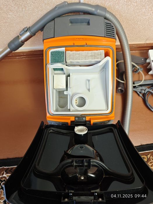 Моющий пылесос Thomas twin tiger