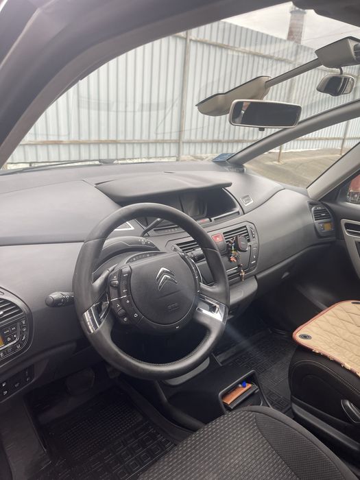 Ситроен гранд пікассо С4 -2011 рік