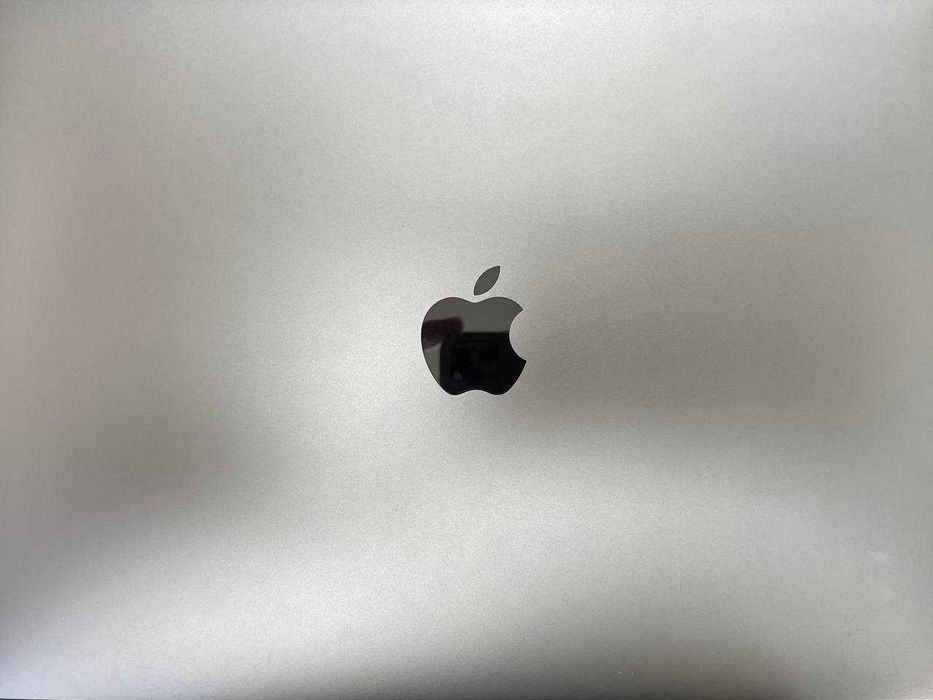 Дисплей MacBook Pro 13.3" M1 / M2 — новий