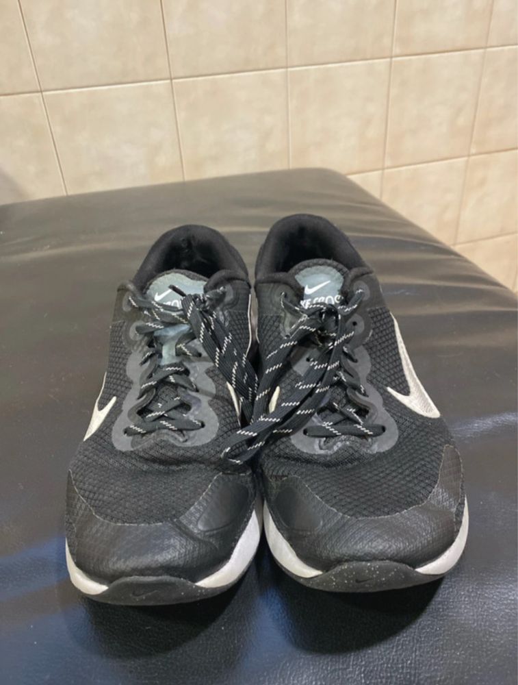 Sapatilhas Nike Renew