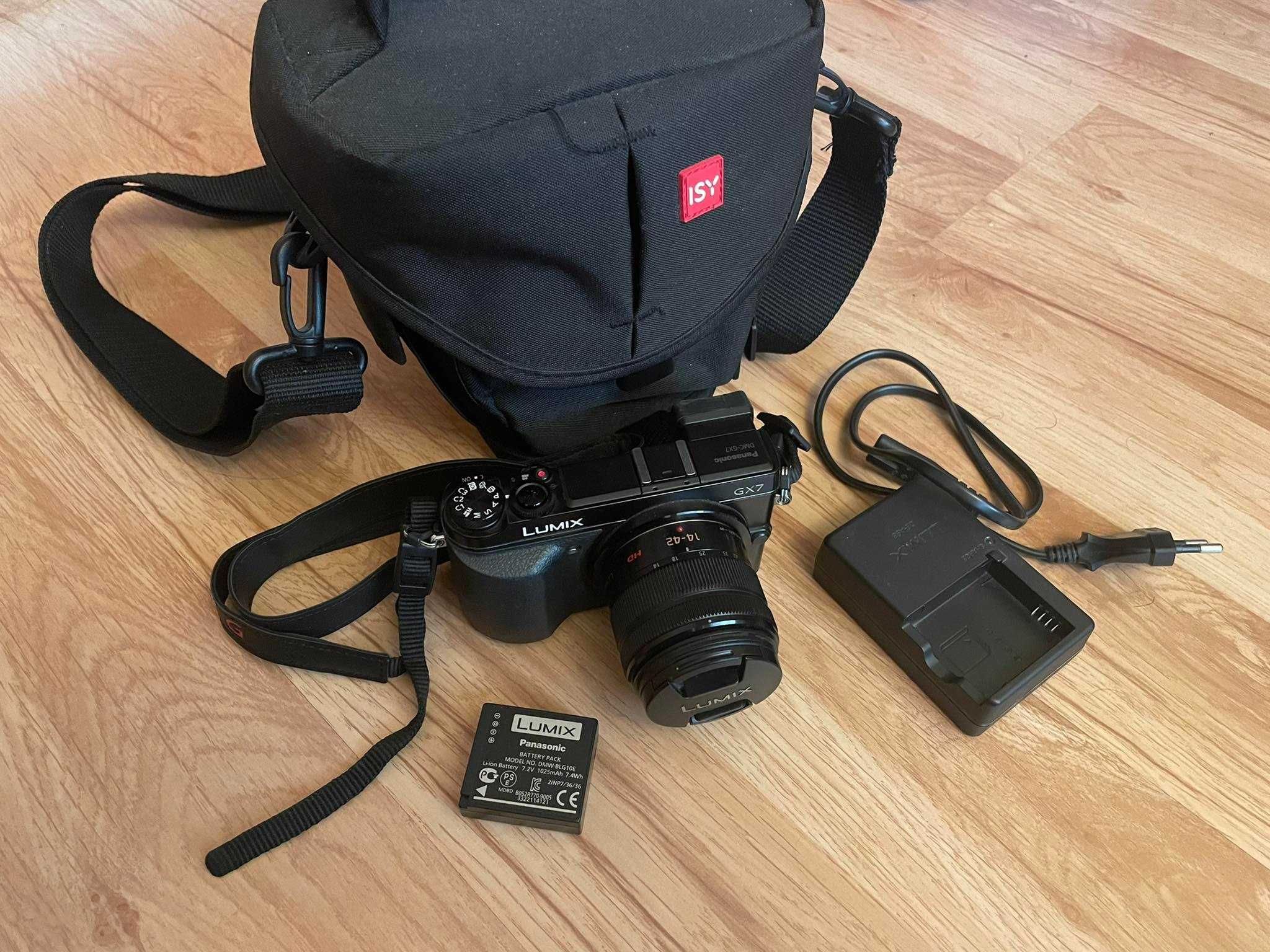 Panasonic Lumix dmc gx7 body + obiektyw 14-42 mm JAK NOWY :)