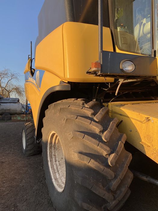 Зернозбиральний комбайн New Holland cx 6090