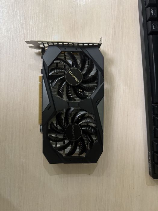 Продам відеокарту RTX 3050 6gb