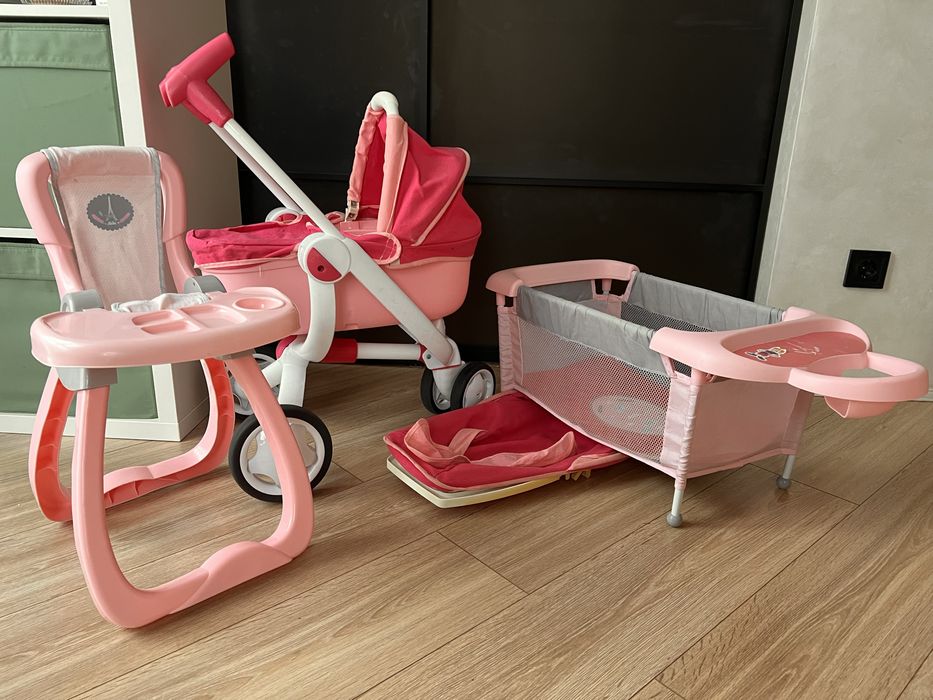 Коляска, манеж, стільчик для годування