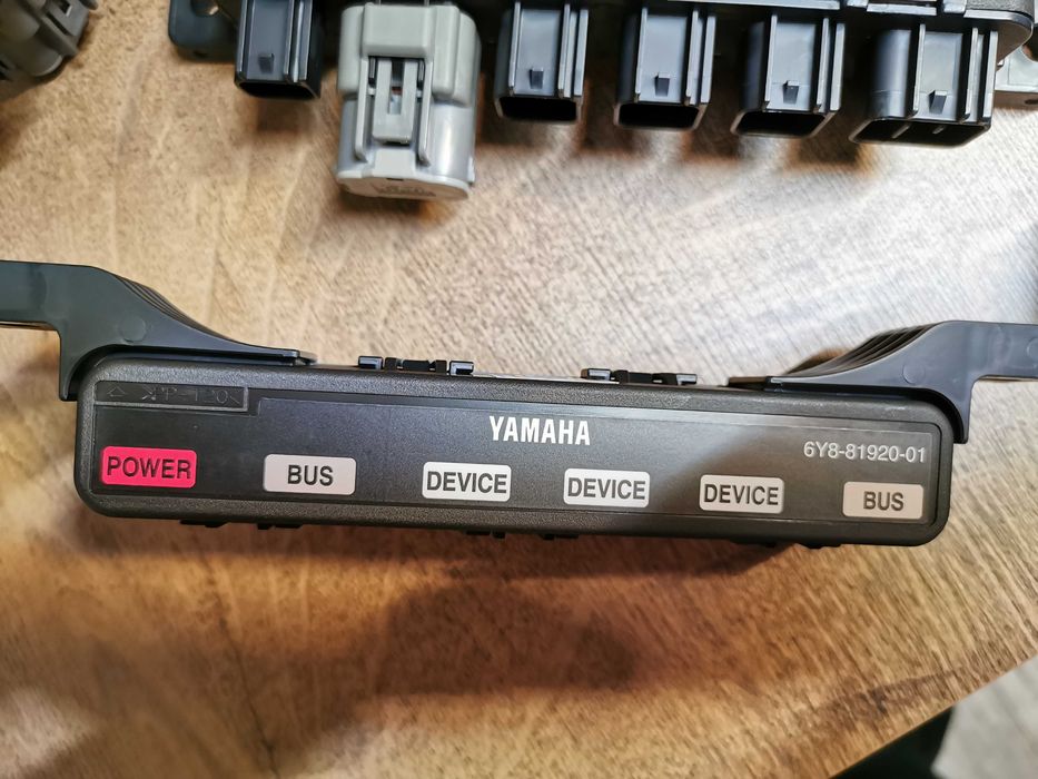 Hub Yamaha listwa can (do podłączenia zegarów) nowa szt