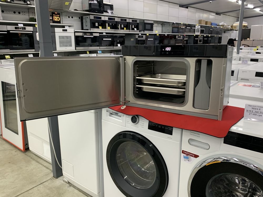 Вбудована пароварка Miele DG 6030