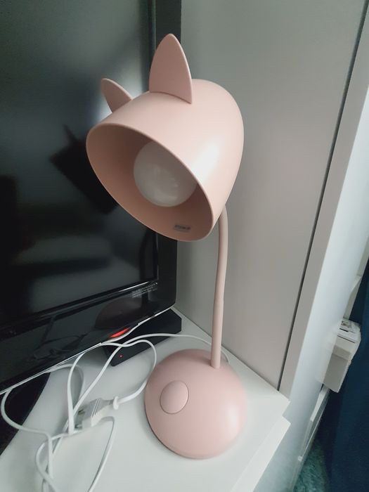 Lampka biurkowa używana