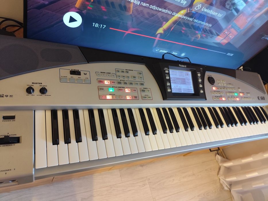 Keyboard Roland E60