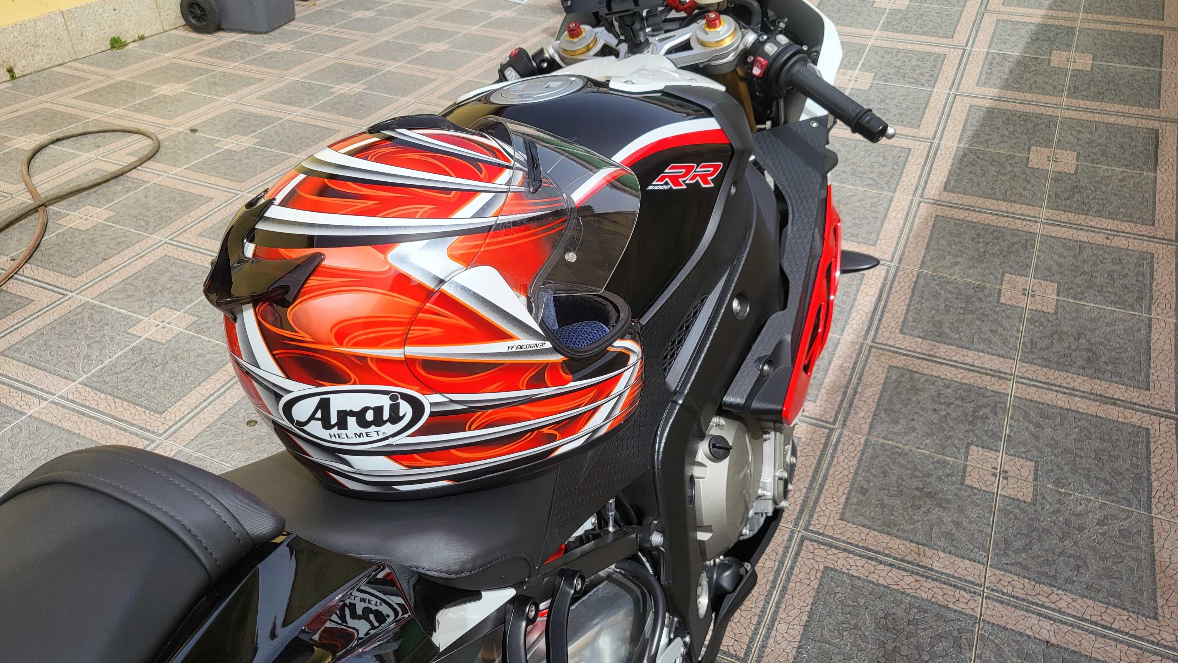 Capacete arai chaser