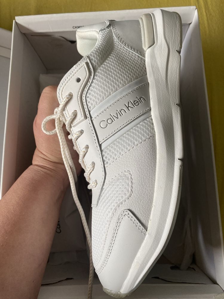 Calvin Klein Zupelnie nowe adidaski sneakersy Calvin Klein rozmiar 39