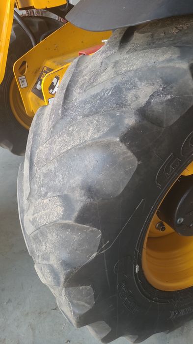 Good Year 460/70r24 felgi części jcb 541 531