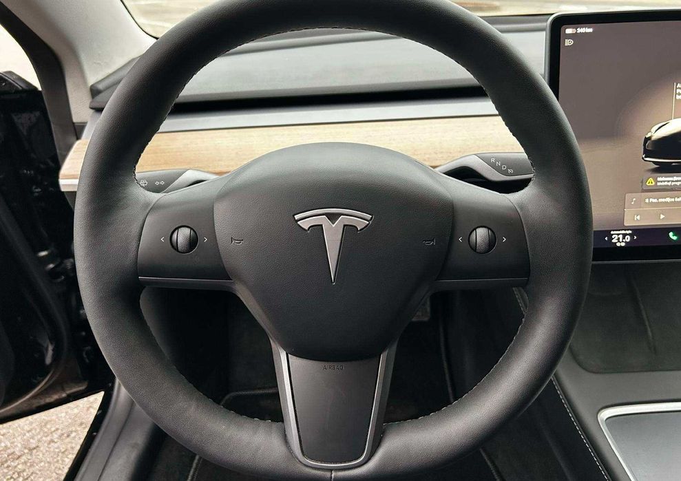 Tesla Model 3 82кВт 2023