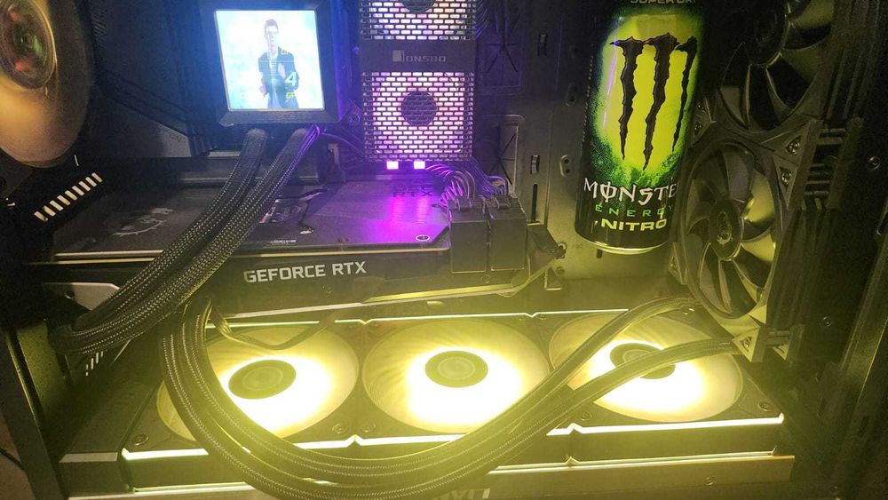 PCs Gaming Personalizados - Peça já o seu orçamento! Novos ou usados!