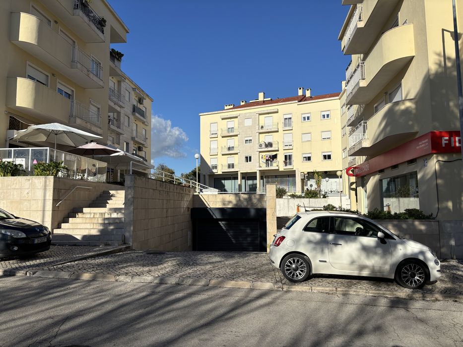 Garagem Box Charneca da Caparica