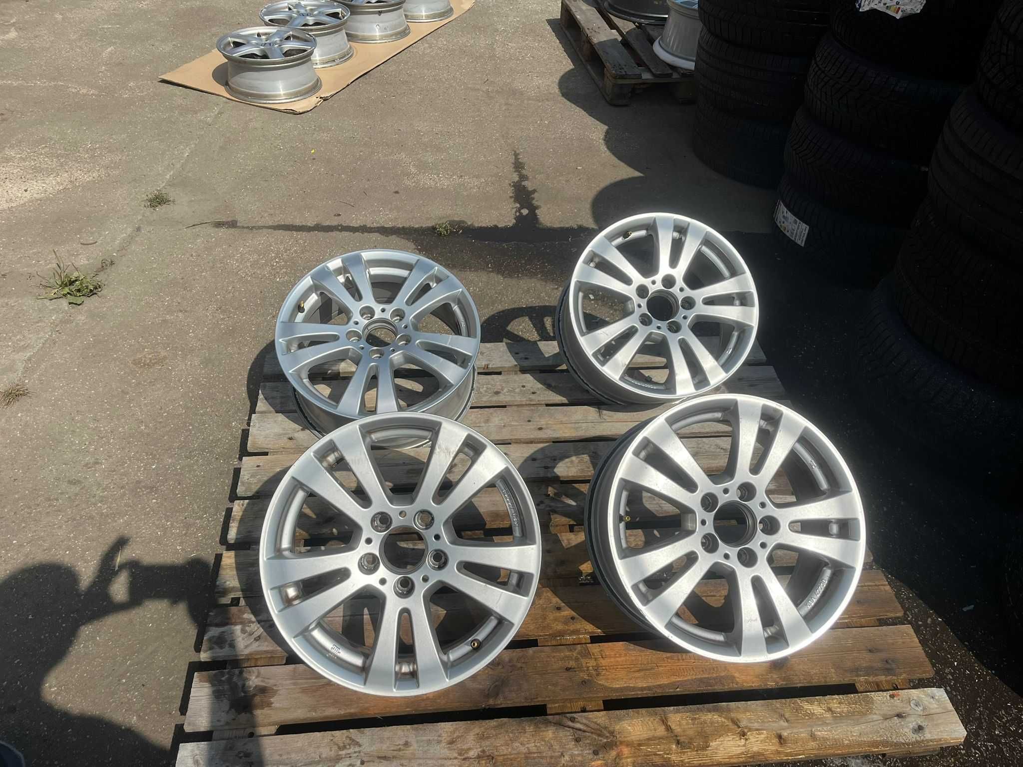 Felgi Rial 5x112 R16 7j et48 KBA47738 (mercedes)