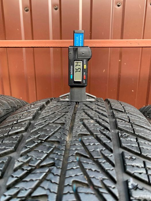 225/55 R16 GoodYear UltraGrip 8 Performance. Шини зимові 4 шт.