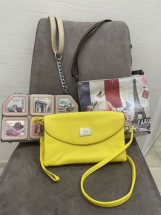 Сумка женская на ремешке