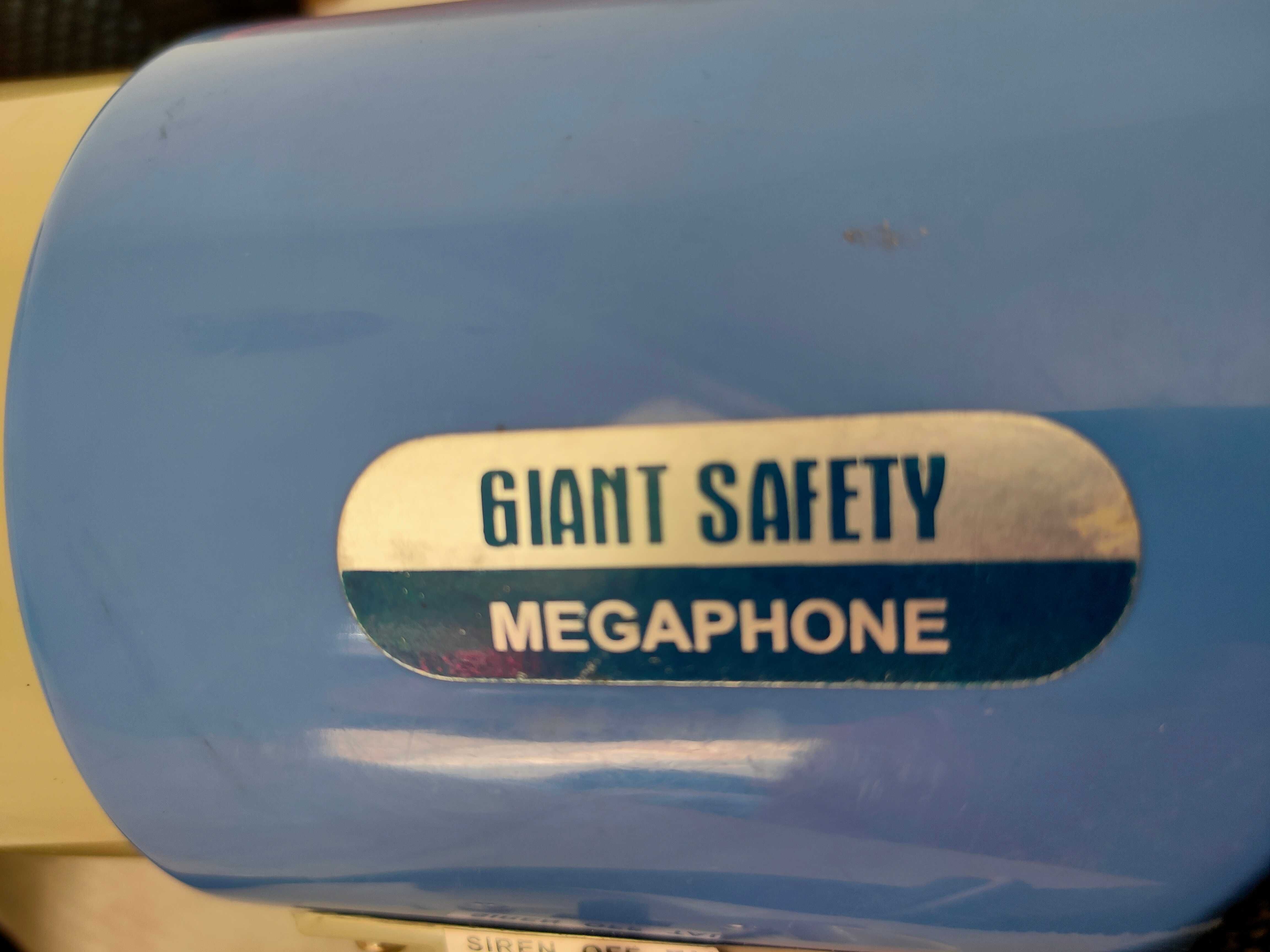 Мегафон GIANT SAFETY  50 W , производитель Израиль – высылаю
