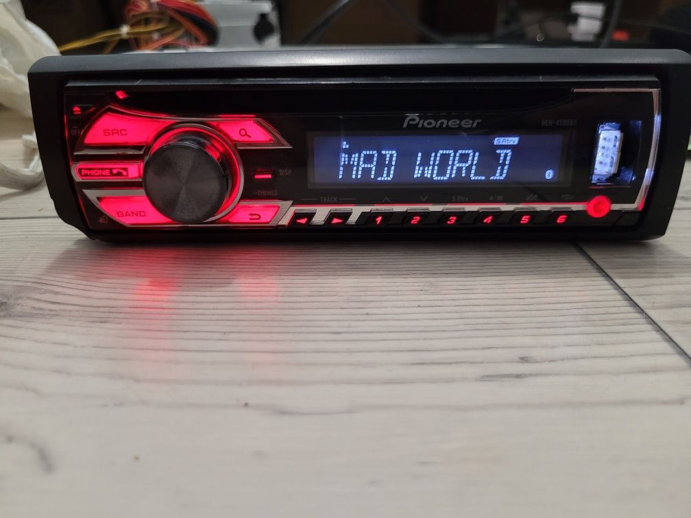 Radio samochodowe Pioneer 4x50W BLUETOOTH,USB/IPOD/IPHONE,DUAL AUX,RDS