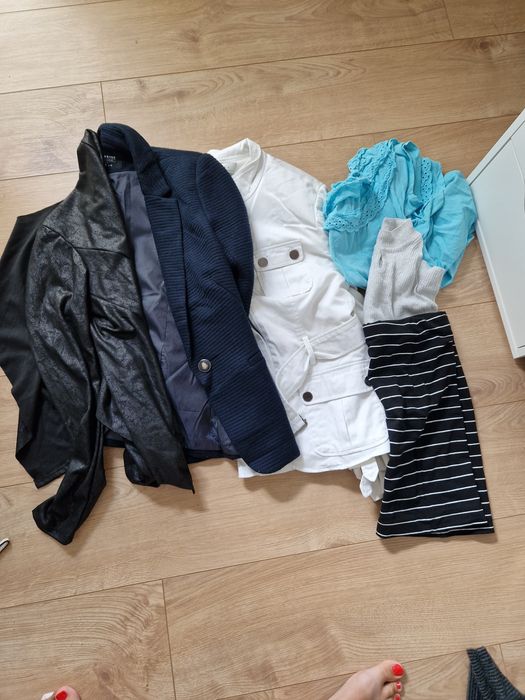 Zestaw ubrań damskich 38