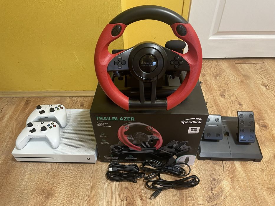 X-BOX ONE S + 2 Pady + Kierownica + Fifa23 + Forza