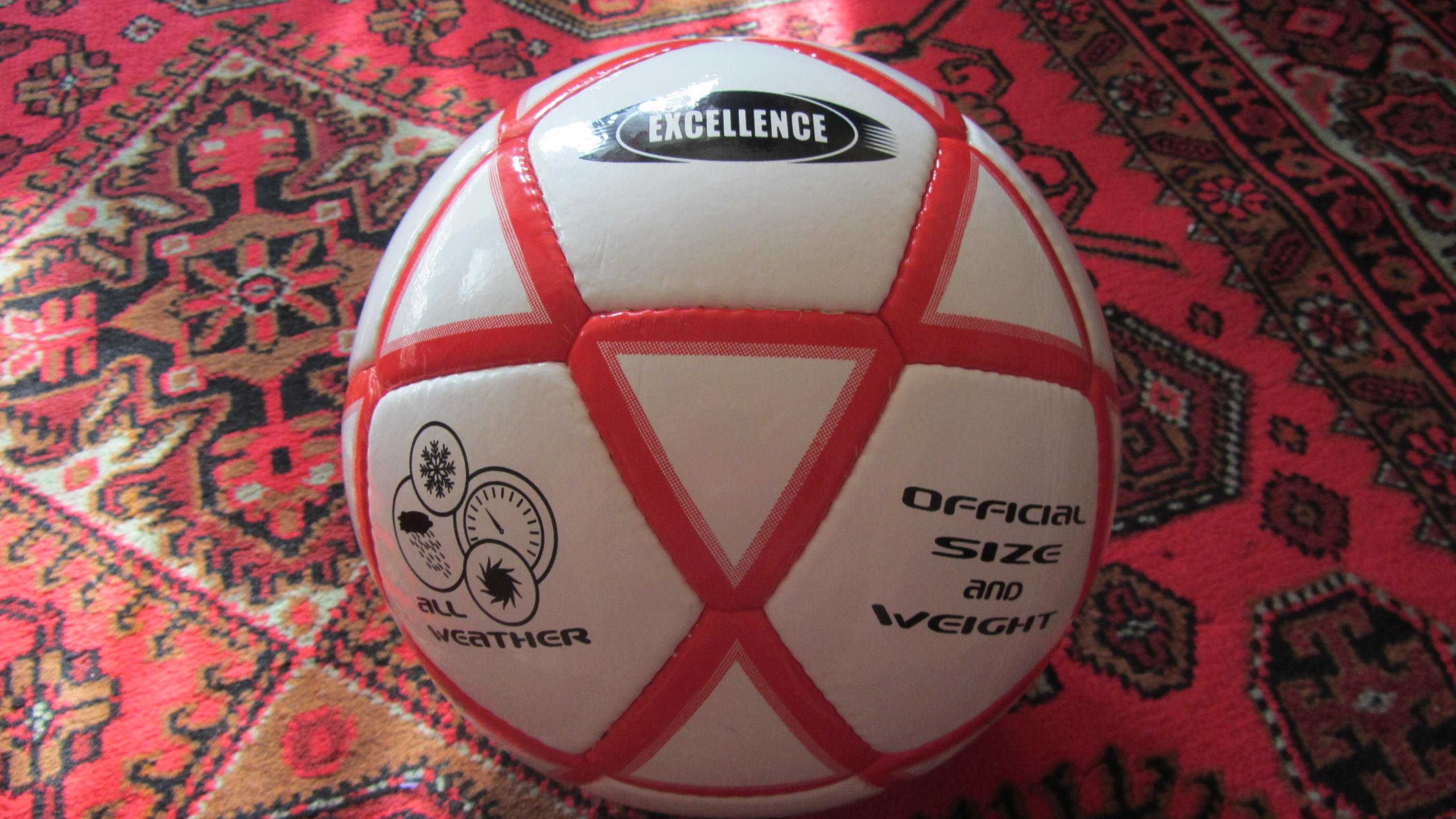 Мяч Новый футбольный (синтетическая кожа)!
