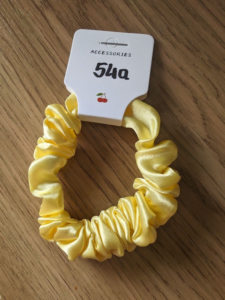 Nowa satynowa gumka do włosów scrunchie 54a akcesoria do włosów włosy