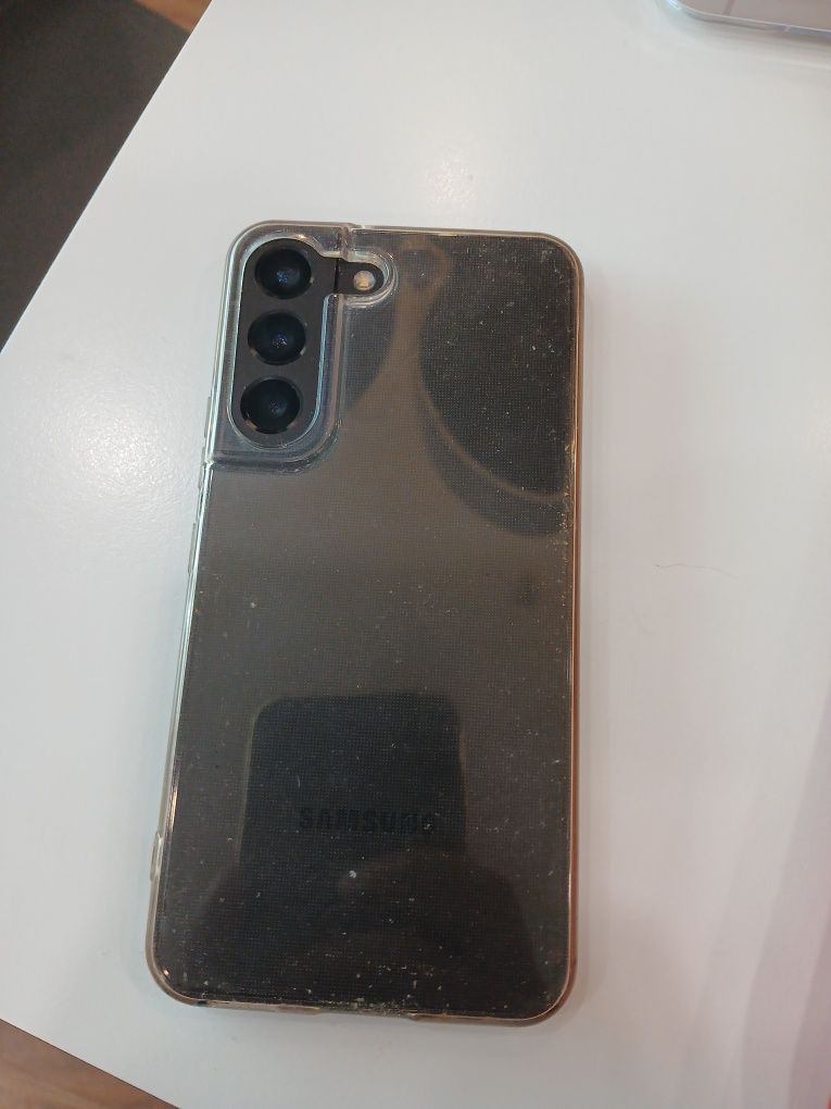 Vende se galaxy S22
