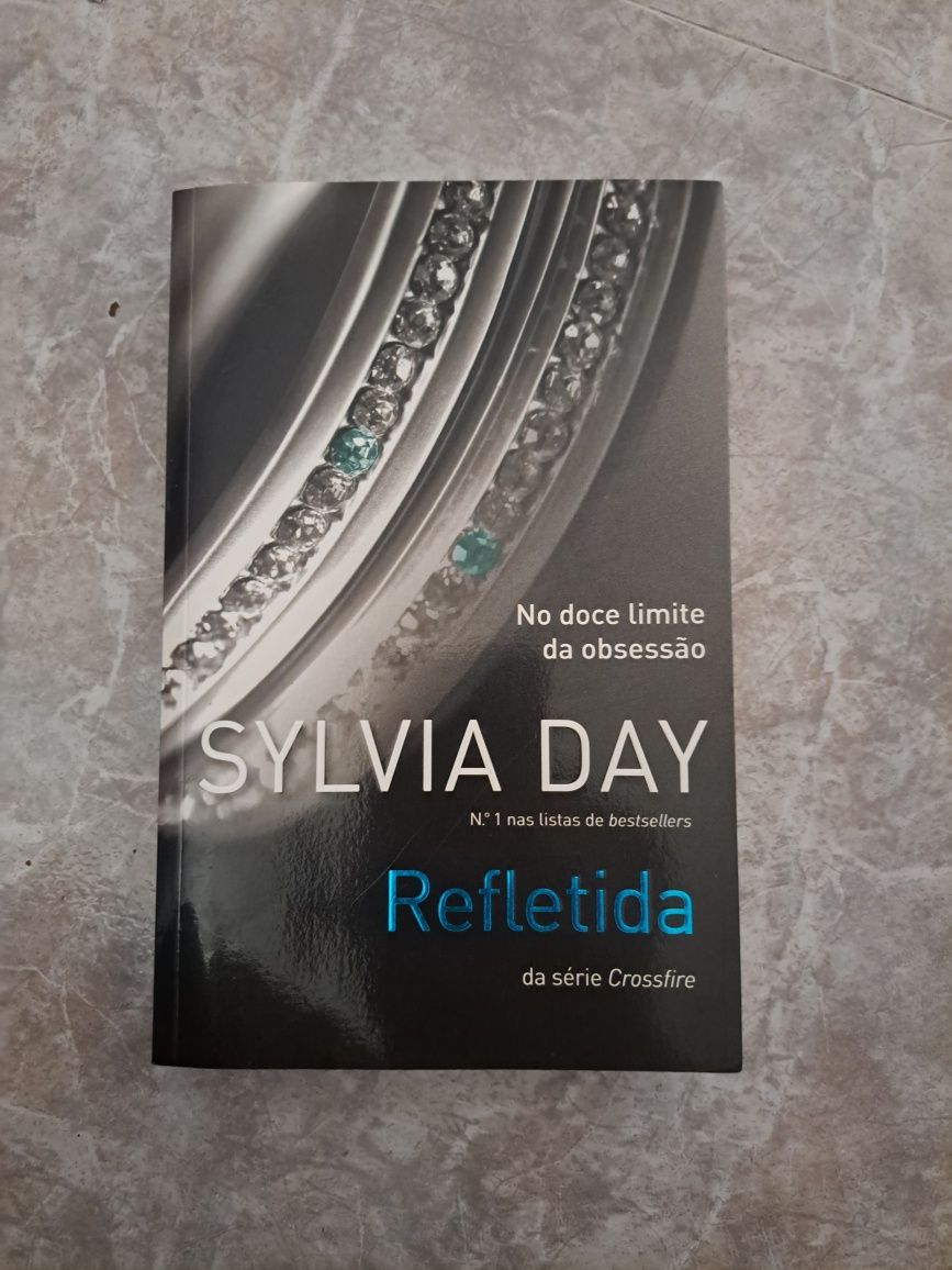 Livro  Refletida