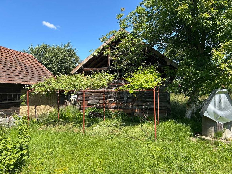 Продаж будинка+ділянка 14 сот в центрі с. Лішня, 5 хв від м. Дрогобич