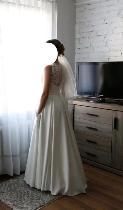 Suknia Ślubna Oksana Mukha 34/36 ecru