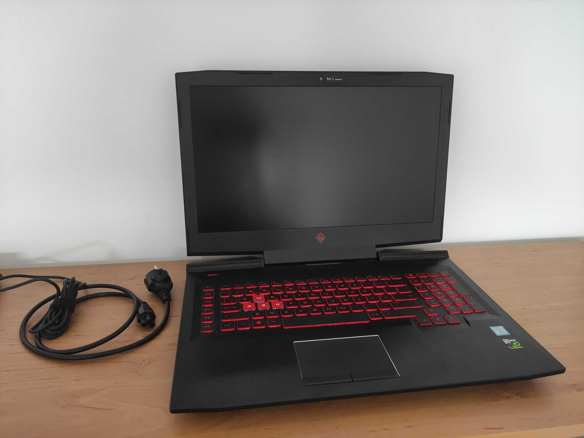 Portátil Gaming HP OMEN 17-AN100NP 17.3"