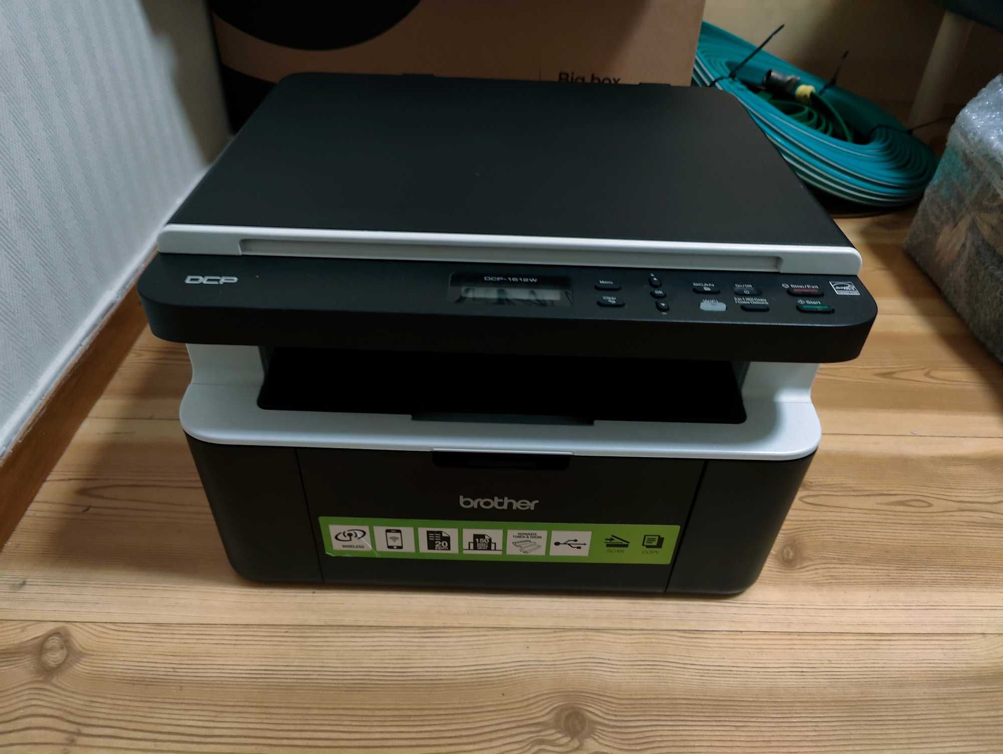 Лазерний МФУ Brother dcp 1612w