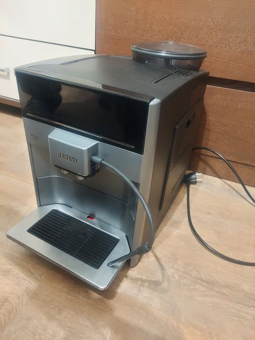 Siemens eq6 plus s100 ekspres do kawy