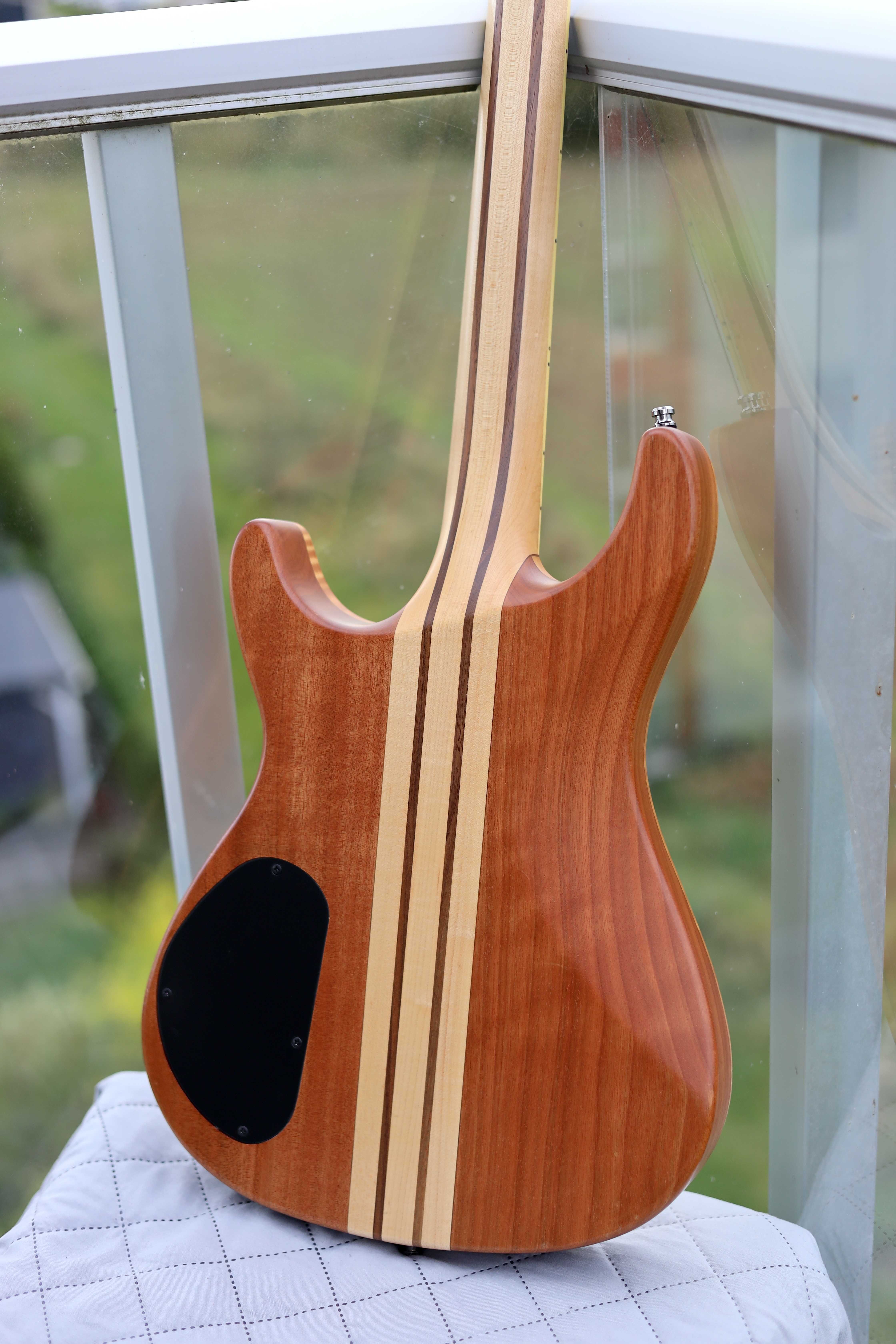 Ibanez Prestige SZ4020FM Natural Flat + Ibanez Case